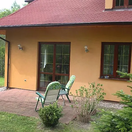 Wynajem Willi Z 3 Sypialniami Sasino, * Sasino